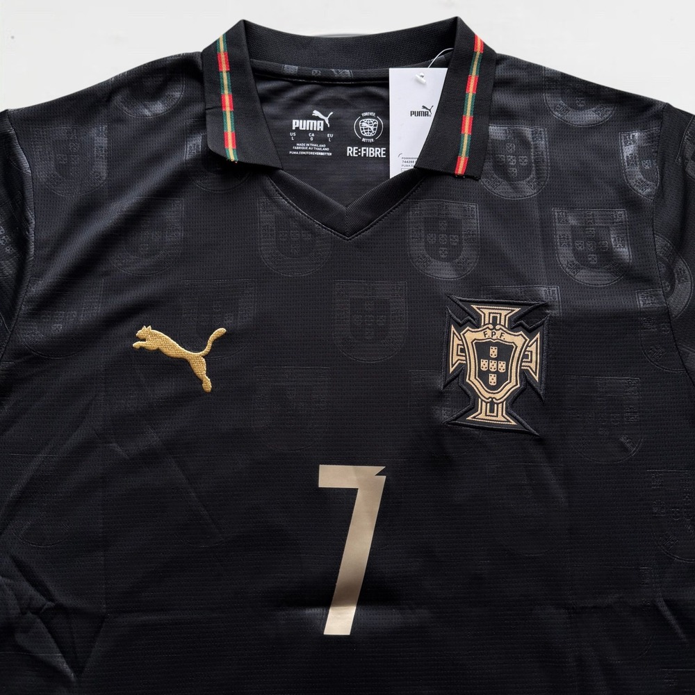 Puma Portugal Ronaldo #7 Jersey Black Gold Soccer Shirt Mens Large NWT 2024/25 - Picture 2 of 8
